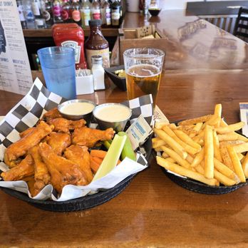 Sagebrush BBQ & Grill - Wings & fries with IPA - Barbeque Near Me - Grand Lake, Colorado