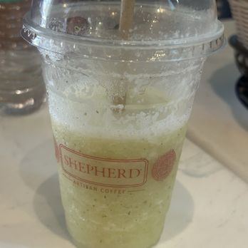 Shepherd Artisan Coffee - summer breeze smoothie - Cafes Near Me - Miami Beach, Florida