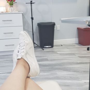 Optimal Wellness At The Shops in Wiregrass - Watch some TV while getting your IV - Weight Loss Centers Near Me - Wesley Chapel, Florida Optimal Wellness At The Shops in Wiregrass - Watch some TV while getting your IV - Weight Loss Centers Near Me - Wesley Chapel, Florida