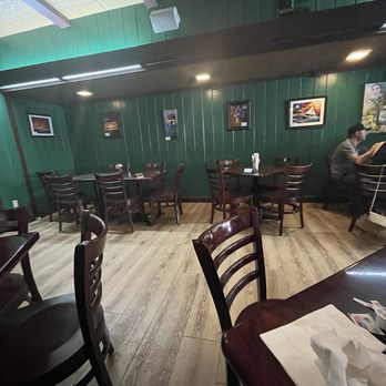 Rosebud's Cafe - Inside - Breakfast & Brunch Near Me - Jackson, California