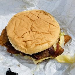 Mushroom Swiss Chicken Burger (with Bacon) Mushroom Swiss Chicken Burger (with Bacon)
