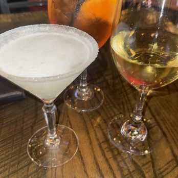 Pour Behavior - Aperol spritz, lemon drop, house Chardonnay - New American Near Me - Houston, Texas Pour Behavior - Aperol spritz, lemon drop, house Chardonnay - New American Near Me - Houston, Texas