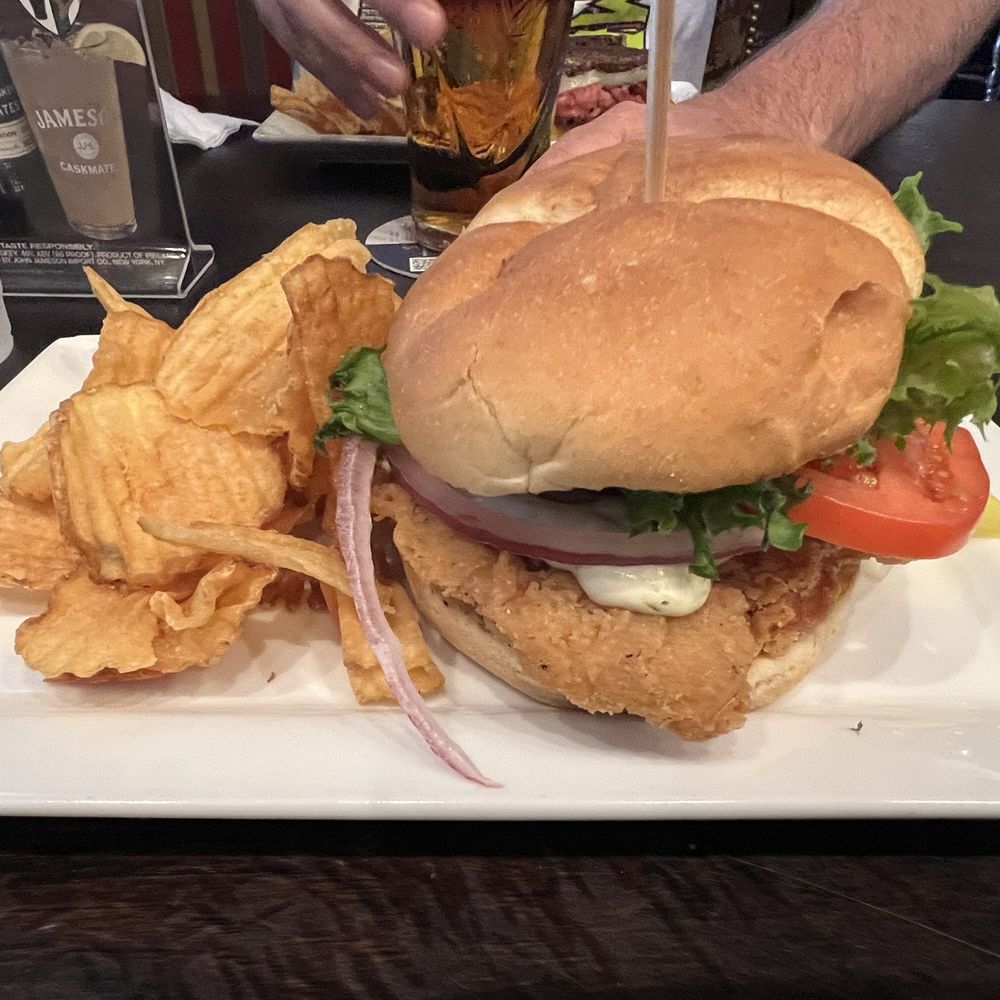 Hooligans Irish Tavern - Chicken n pickle sandwich - Irish Near Me - Put In Bay, Ohio