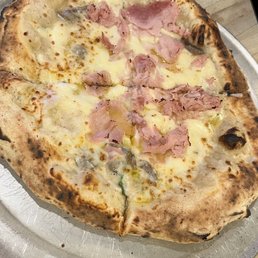 Crema Di Tartufo Pizza