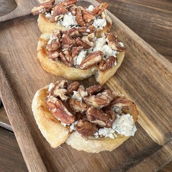 Rivulet Kitchen & Bar - Bars Near Me - Boerne, Texas Rivulet Kitchen & Bar - Bars Near Me - Boerne, Texas