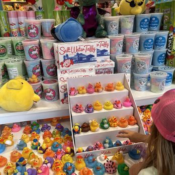 Sweet! - Candy Stores Near Me - Pigeon Forge, Tennessee
