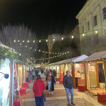 DowntownDC Holiday Market - One passage - Shopping Centers Near Me - Washington, DC, District of Columbia DowntownDC Holiday Market - One passage - Shopping Centers Near Me - Washington, DC, District of Columbia