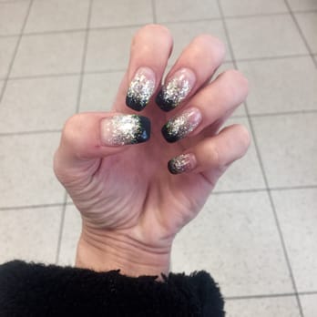 PTh Nails - Anny strikes again. She is a nail genius. - Nail Salons Near Me - Berlin, BE PTh Nails - Anny strikes again. She is a nail genius. - Nail Salons Near Me - Berlin, BE