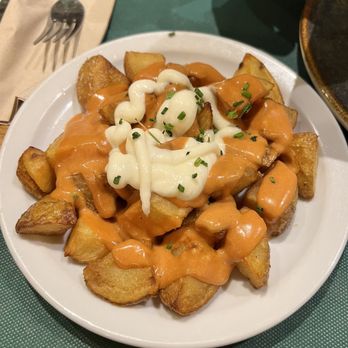 Prado de Flores - Potatoes - Bars Near Me - Barcelona, B Prado de Flores - Potatoes - Bars Near Me - Barcelona, B