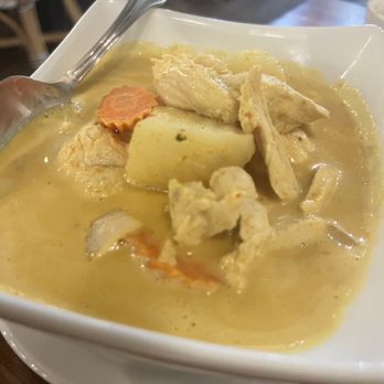 Amazing Siam Thai restaurant - 1. Golden Curry with Chicken - Thai Near Me - Tarzana, California Amazing Siam Thai restaurant - 1. Golden Curry with Chicken - Thai Near Me - Tarzana, California