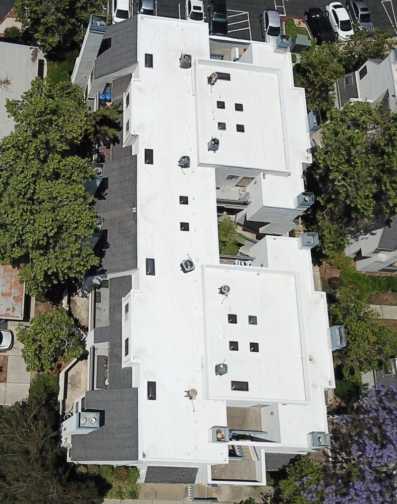 Slide of Eberhard Benton Roofing