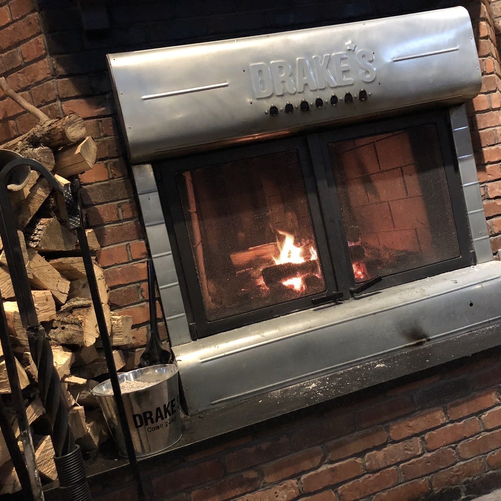 Drake's - Fireside - Burgers Near Me - Florence, Kentucky