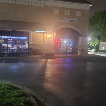 DB's Tavern - Wouldn't recommend going at night. We waited over 10 minutes for someone to come to the hostess stand and eventually just walked out. - Burgers Near Me - Charlotte, North Carolina