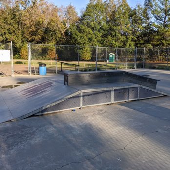 Summerville Skate Park - Summerville Skate Park - Skate Parks Near Me - Summerville, South Carolina Summerville Skate Park - Summerville Skate Park - Skate Parks Near Me - Summerville, South Carolina