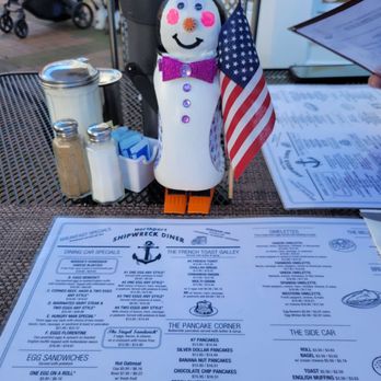 The Shipwreck Diner - Diners Near Me - Northport, New York