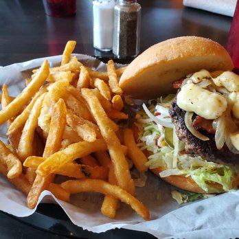 Station 31 Kitchen - Poutine Burger - Chicken Wings Near Me - Chelsea, Alabama Station 31 Kitchen - Poutine Burger - Chicken Wings Near Me - Chelsea, Alabama