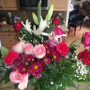 Flower World - Flowers for Mother's Day - Florists Near Me - Northridge, California