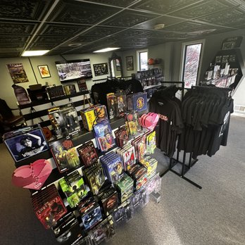 Jr’s Spooky Shack - Toy Stores Near Me - Hudson, Massachusetts