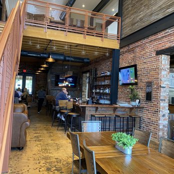 Bistro 221 - Inside - American Near Me - Saint George, South Carolina