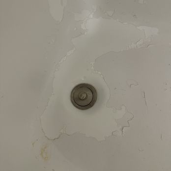Embassy Suites by Hilton Austin Central - Paint peeling in the bottom of the bathtub. - Hotels Near Me - Austin, Texas Embassy Suites by Hilton Austin Central - Paint peeling in the bottom of the bathtub. - Hotels Near Me - Austin, Texas