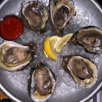 Saltine - 1/2 pound of oysters - Southern Near Me - Jackson, Mississippi