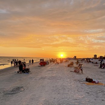 Siesta Key Beach - Beaches Near Me - Sarasota, Florida Siesta Key Beach - Beaches Near Me - Sarasota, Florida