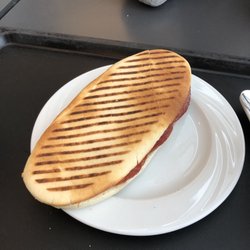 Transit B4 Bar - Panini Salami 6,90€ closed looking quite fine