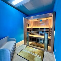 ChillNOut Reseda - Infrared sauna!