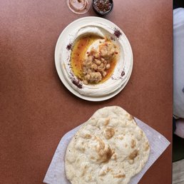 Hummus with pita Hummus with pita