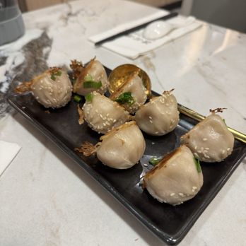 Supreme Dumplings - Pan Fried Mini Dumplings - Shanghainese Near Me - Bellevue, Washington Supreme Dumplings - Pan Fried Mini Dumplings - Shanghainese Near Me - Bellevue, Washington