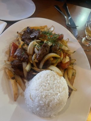 Alpamayo Peruvian Cuisine by null
