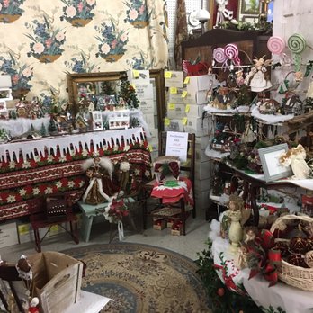 The White Rabbit Vintage Shoppe - Used, Vintage & Consignment Near Me - Weslaco, Texas The White Rabbit Vintage Shoppe - Used, Vintage & Consignment Near Me - Weslaco, Texas