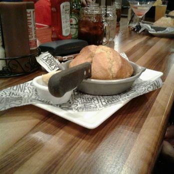Smokey Bones Ronkonkoma - The cornbread! Yumm!! - American Near Me - Ronkonkoma, New York