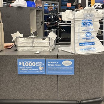 Ross Dress for Less - Employees " fixing" glasses - Department Stores Near Me - Orlando, Florida