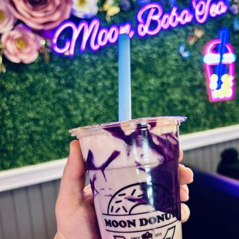 Moon Donuts & Cafe - Ube Crème Brulee Boba Tea - Donuts Near Me - Buffalo, Minnesota Moon Donuts & Cafe - Ube Crème Brulee Boba Tea - Donuts Near Me - Buffalo, Minnesota