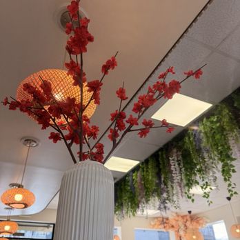 Hasel Cafe - Interior decor - Coffee & Tea Near Me - Renton, Washington