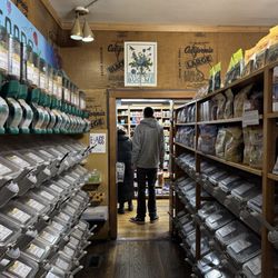 Good Earth Natural Food - Bulk ingredients aisle