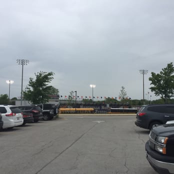 Naperville North High School - Middle Schools & High Schools Near Me - Naperville, Illinois