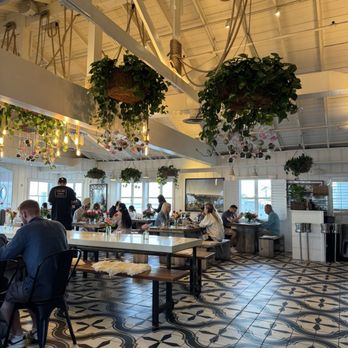 Malibu Farm Restaurant - Inside charming - Salad Near Me - Malibu, California Malibu Farm Restaurant - Inside charming - Salad Near Me - Malibu, California