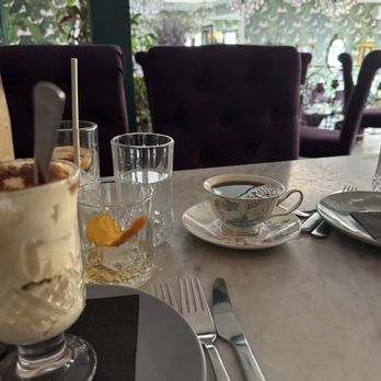 C Italian Restaurant - Tiramisu - Cocktail Bars Near Me - Kew Gardens, New York C Italian Restaurant - Tiramisu - Cocktail Bars Near Me - Kew Gardens, New York