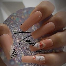 P R Nails