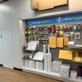 The UPS Store - Shipping Centers Near Me - Davenport, Florida The UPS Store - Shipping Centers Near Me - Davenport, Florida