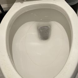 Lindsey Cleaning - More hard water stains before Lindsey Cleaning