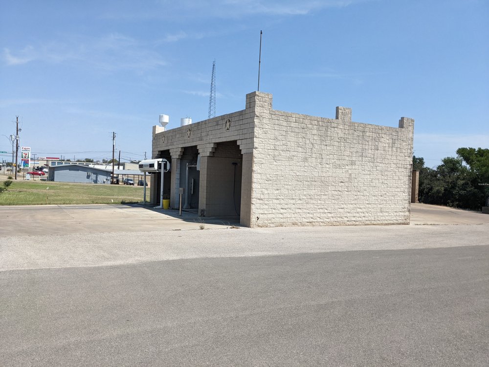 BUDDIES BUBBLE BATH CAR WASH Updated October 2024 2450 Ranch Rd 1431, Kingsland, Texas Car