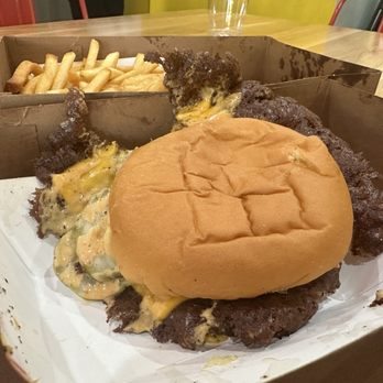 Easy Street Burgers - DOUBLE (smash burger) - Burgers Near Me - Studio City, California Easy Street Burgers - DOUBLE (smash burger) - Burgers Near Me - Studio City, California