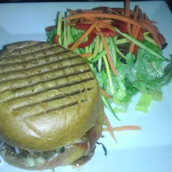 Press 195 - Bayside - Sandwiches Near Me - Bayside, New York