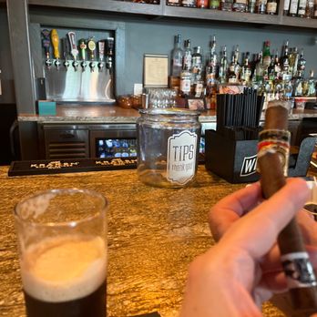 Wilde Cigars + Bar - You can select an amazing cigar and the bartenders will make a craft cocktail to enjoy. Excellent service and great ambiance. - Cigar Bars Near Me - Burleson, Texas