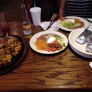 El Jalisco - Fajitas Tapatitas - Mexican Near Me - Eastpoint, Florida