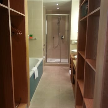 Hotel NH Collection Gent  - Huge bathroom - Hotels Near Me - Gent, VOV