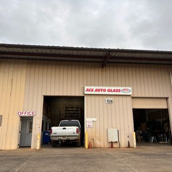 Ace Auto Glass - Ace Auto Glass Kauai - Auto Glass Services Near Me - Lihue, Hawaii Ace Auto Glass - Ace Auto Glass Kauai - Auto Glass Services Near Me - Lihue, Hawaii